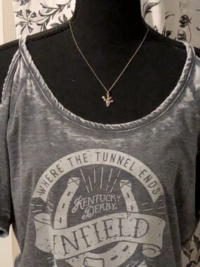 Fanatics Gray Kentucky Derby Infield Scoop Neck Tee